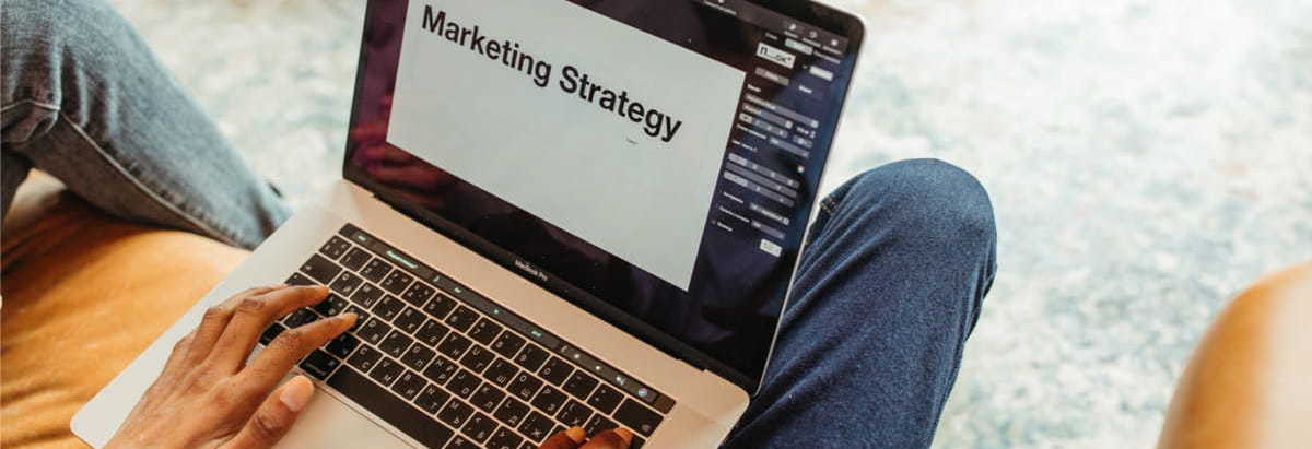 Keep your marketing strategy  for 2022 up to date on your laptop